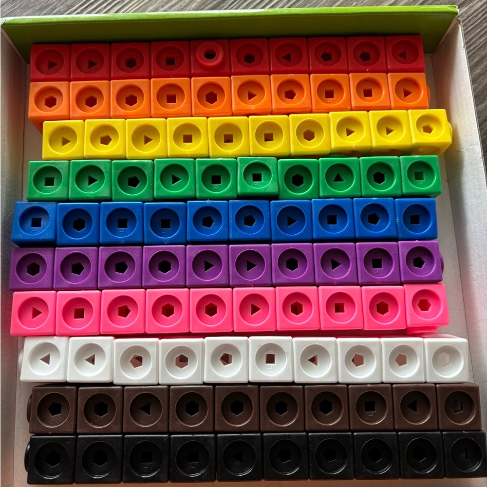 Learning Resources MathLink early math 115 piece cubes set - Picture 7 of 7